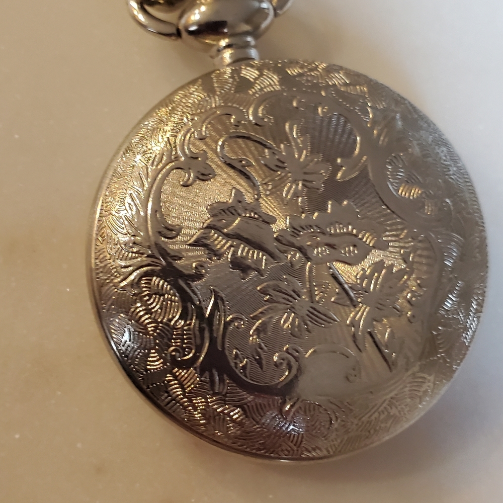 Large Pocket Watch - Picture 4 of 5